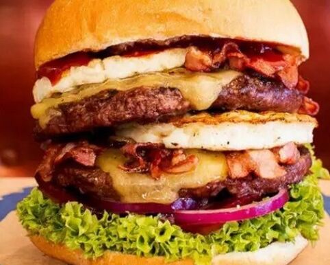 Hamburger als Junkfood für Potenz