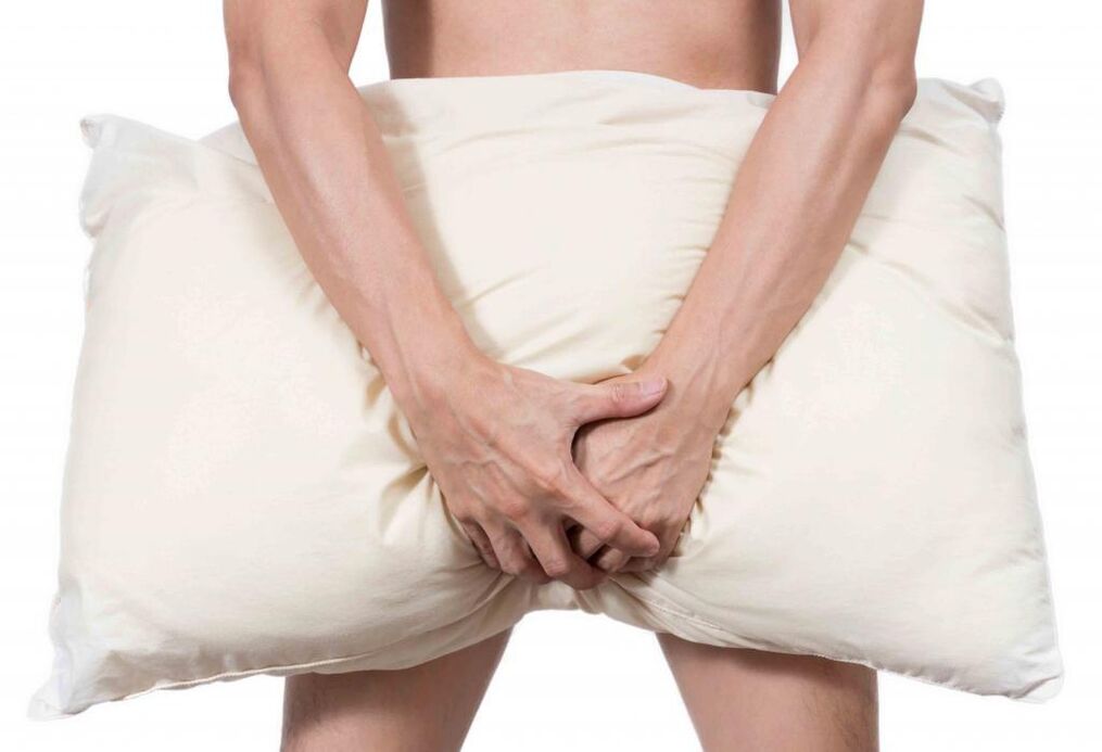 Mann macht Sport, um die Potenz zu steigern